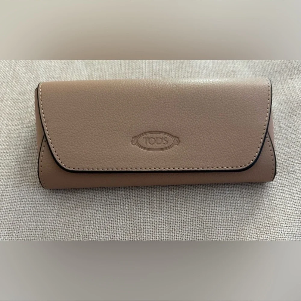 Tod’s Tan Pebbled Leather Sunglasses Case w/ Cloth Luxury Eyewear Case Like New!